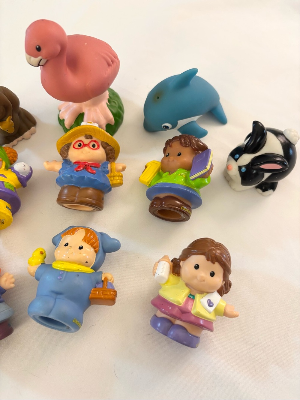 Fisher-Price Multicolor Little People Figure Set with Blue Dolphin - Picture 3 of 3